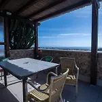 Edificio Prieto Viv 2a Apartment *